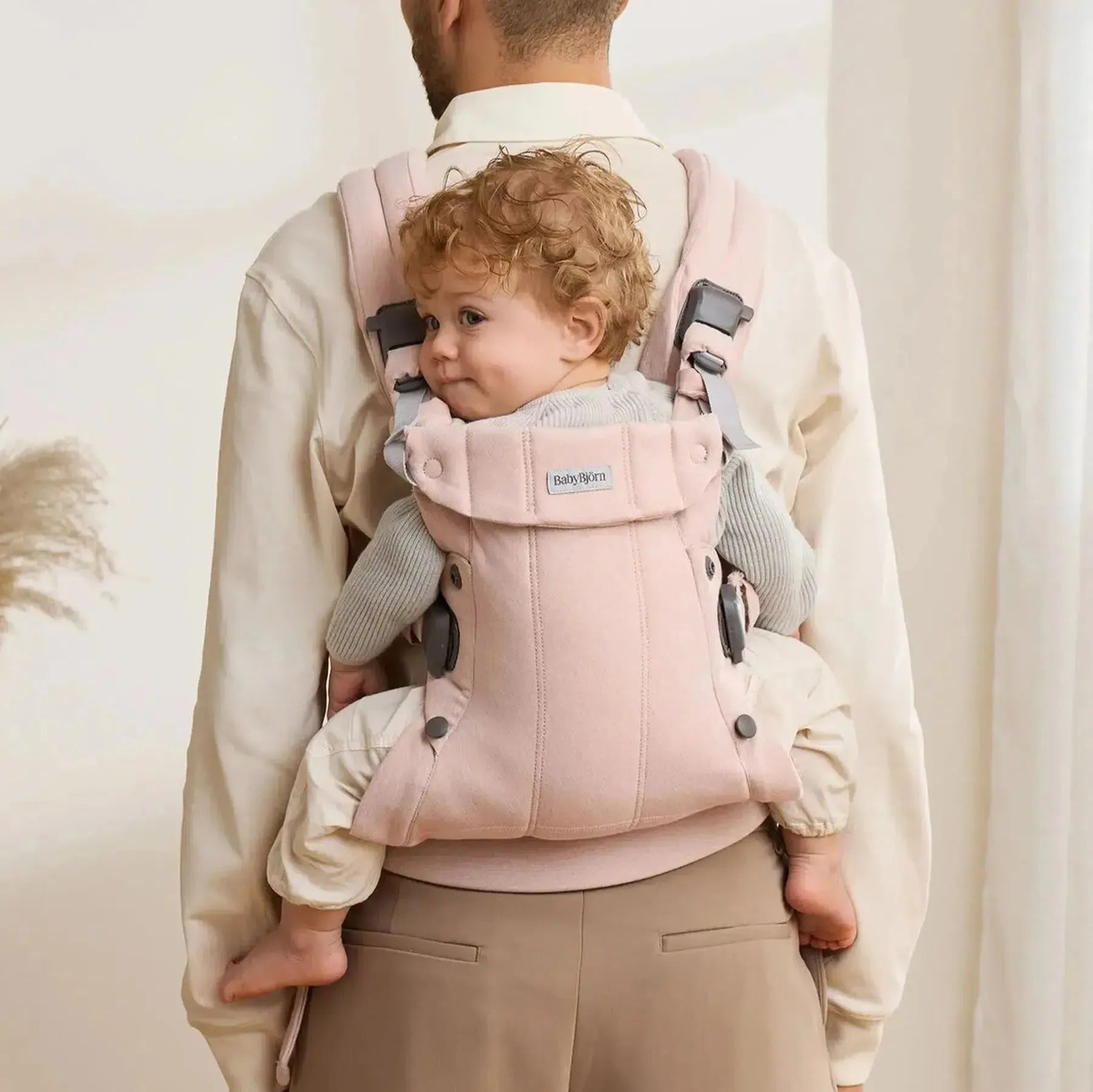 BabyBjörn Carrier Harmony Light Pink Melange | Posh Baby BabyBjörn Carrier Harmony Light Pink Melange | Posh Baby