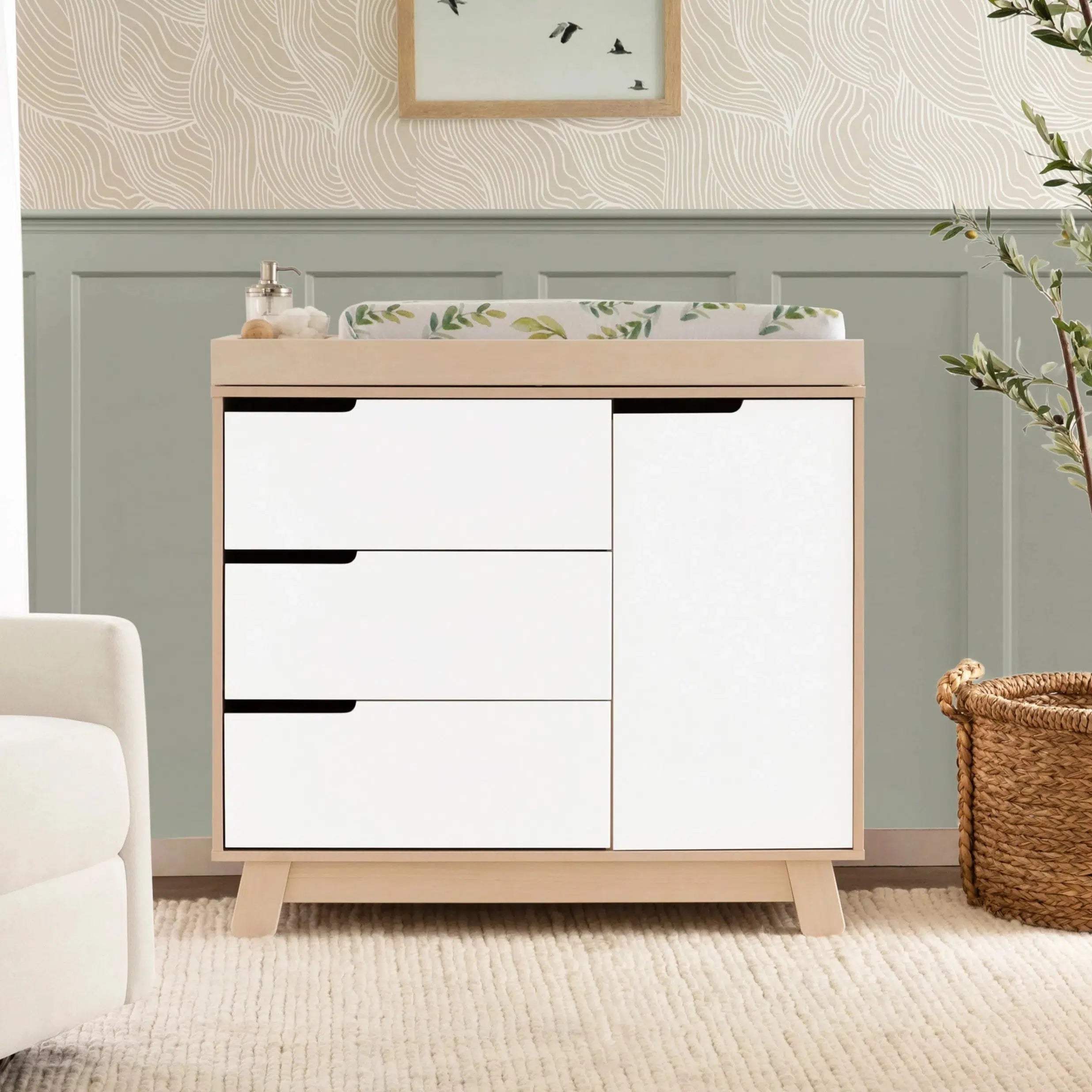 Babyletto Hudson Changer Dresser – Washed Natural & White